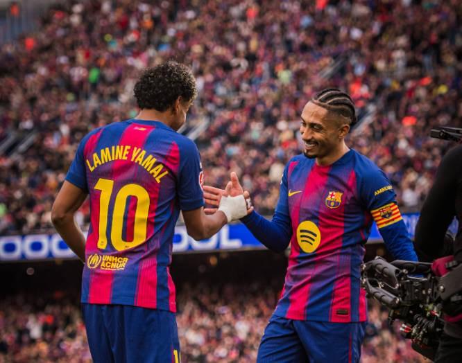 彩客网-跟队：亚马尔因发烧缺席训练但能出战塞维；加维有望周末回归